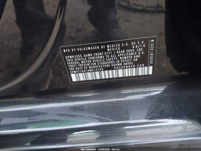 Volkswagen Golf Image 10