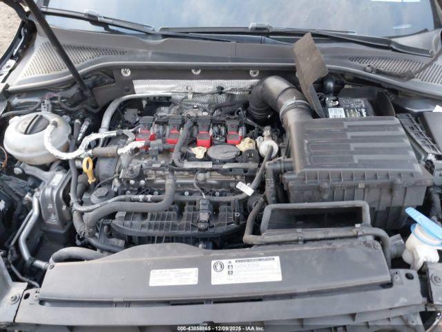 Volkswagen Golf Image 12