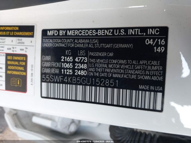 Mercedes-Benz C-Class Sport 4matic Image 12