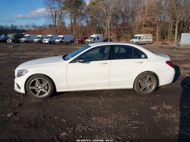 Mercedes-Benz C-Class Sport 4matic Image 17