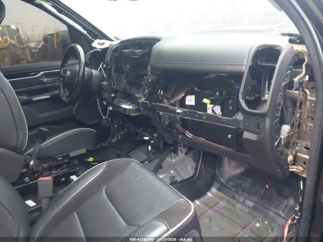 Ram 1500 Laramie  4x4 6'4 Box Image 4