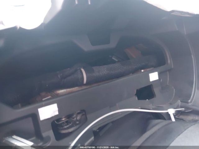 Ram 1500 Laramie  4x4 6'4 Box Image 17