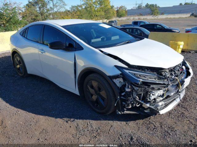  Salvage Toyota Prius Prime