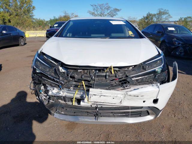 Toyota Prius Prime Se Image 14