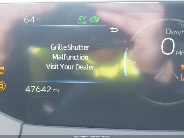 Toyota Prius Prime Se Image 3