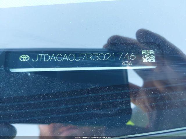 Toyota Prius Prime Se Image 2