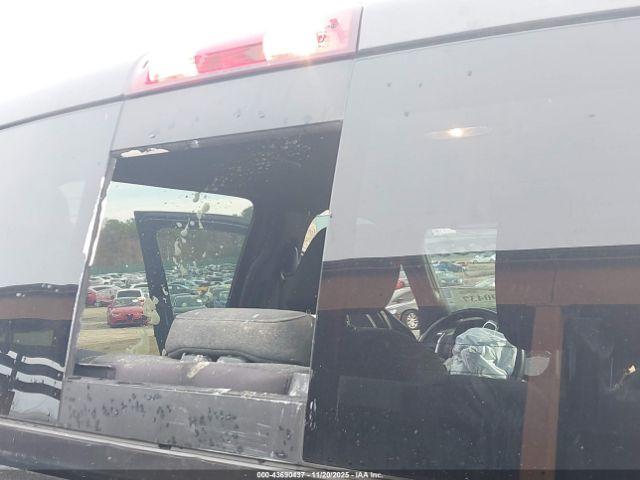 Ram 2500 Big Horn  4x4 6'4 Box Image 6