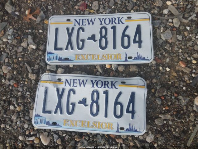 Ram 2500 Big Horn  4x4 6'4 Box Image 8