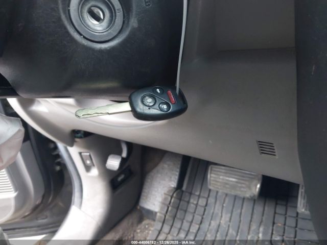 Honda Pilot Lx Image 17