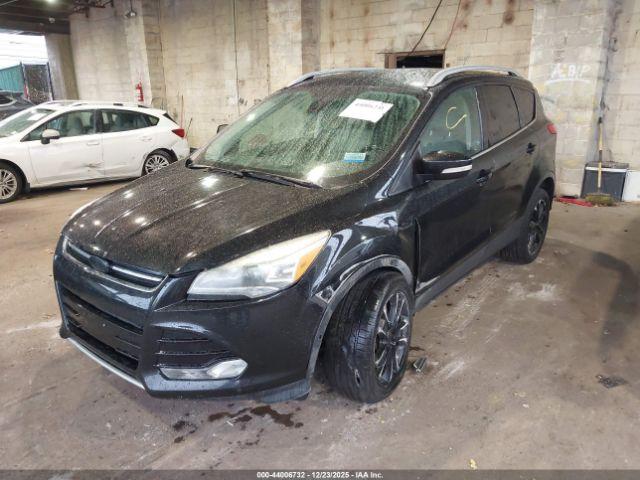 Ford Escape Titanium Image 4