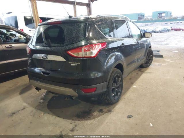 Ford Escape Titanium Image 9
