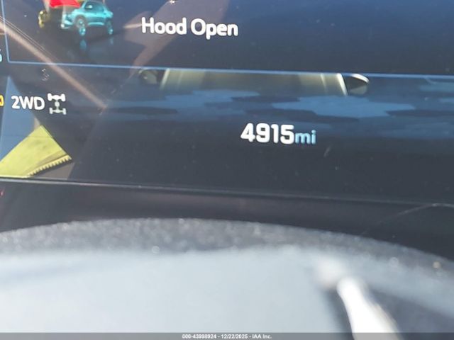 Chevrolet Equinox Awd Rs Image 2