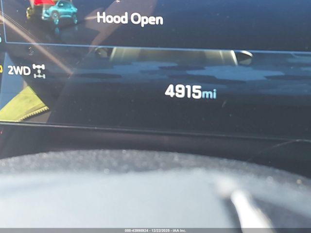 Chevrolet Equinox Awd Rs Image 2