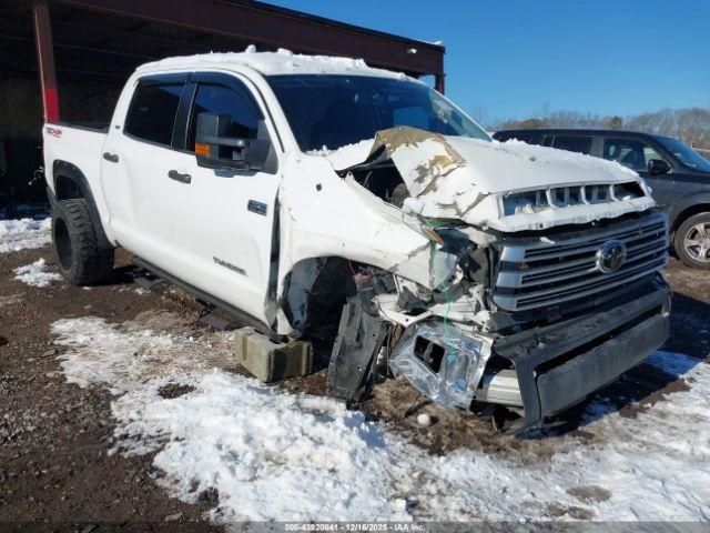  Salvage Toyota Tundra