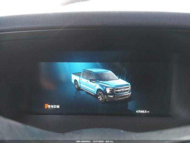 Ford F-150 Lariat Image 10