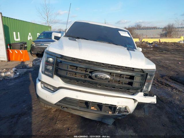 Ford F-150 Lariat Image 2
