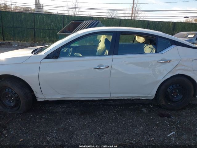 Nissan Altima S Fwd Image 12