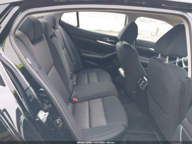 Nissan Maxima 3.5 S Image 10