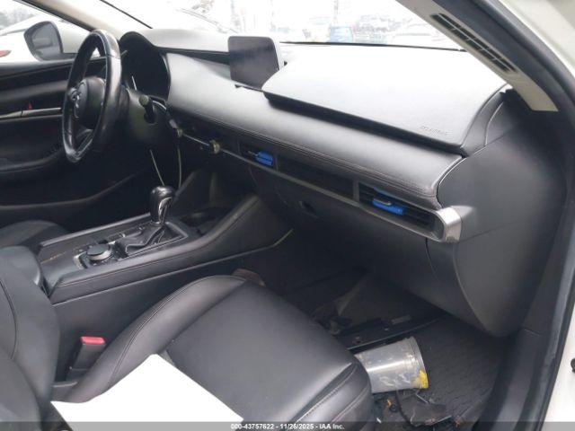 Mazda Mazda3 Select Package Image 9