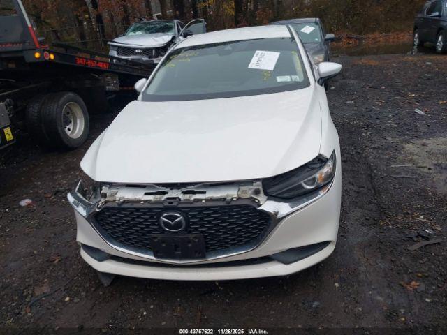 Mazda Mazda3 Select Package Image 12