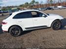 Porsche Macan Image 12