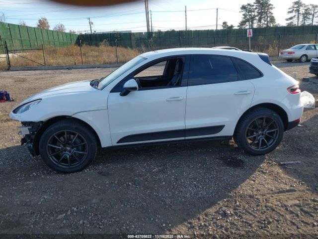 Porsche Macan Image 13