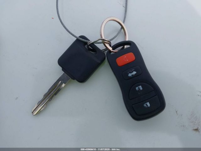 Nissan Rogue S Image 2