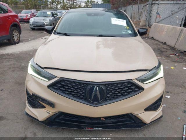 Acura ILX Image 11