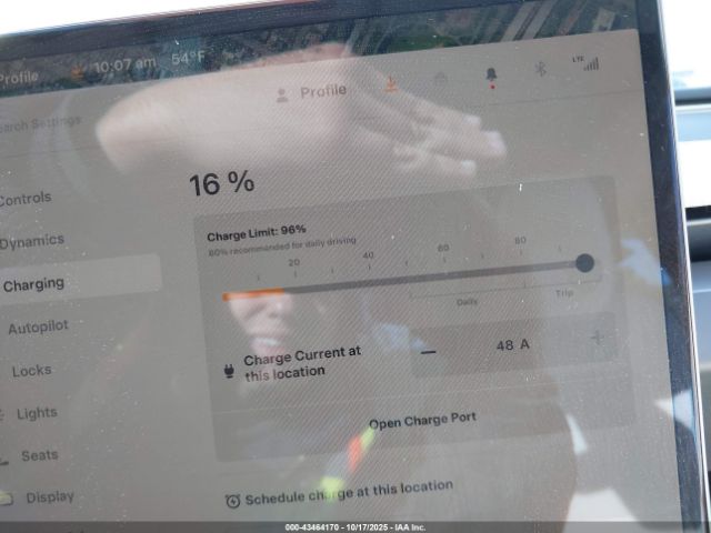 Tesla Model 3 Image 16