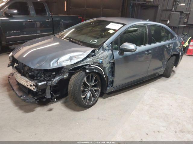 Toyota Corolla Se Image 9