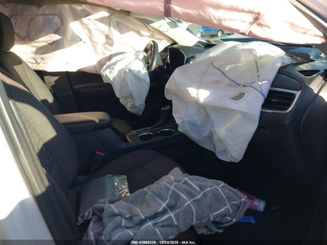 Chevrolet Equinox Lt Image 2