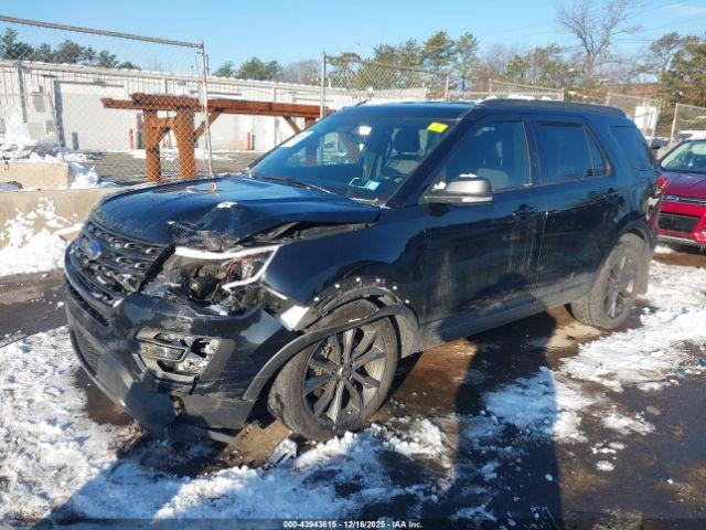 Ford Explorer Xlt Image 9