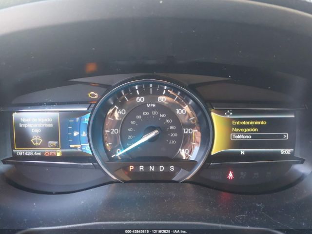 Ford Explorer Xlt Image 15