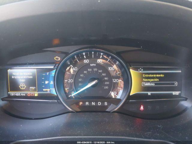 Ford Explorer Xlt Image 15