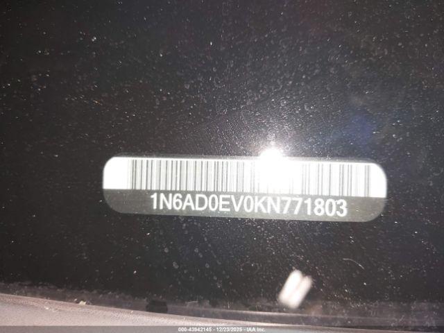 Nissan Frontier Sv Image 14
