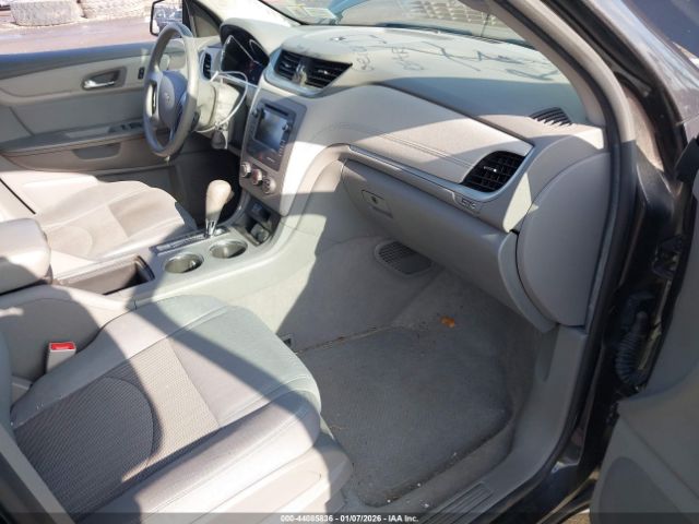 Chevrolet Traverse Ls Image 8