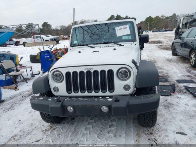 Jeep Wrangler Sport S 4x4 Image 12