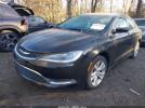 Chrysler 200 Limited Image 12