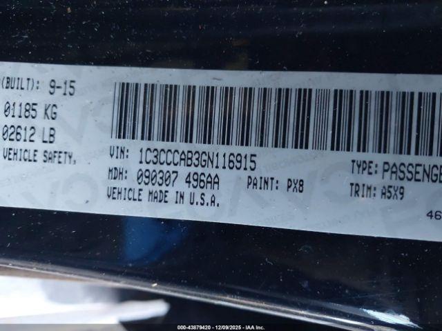 Chrysler 200 Limited Image 5