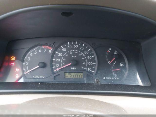 Toyota Corolla Ce Image 12