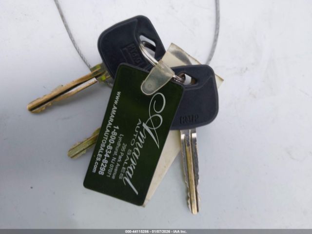 Toyota Corolla Ce Image 3