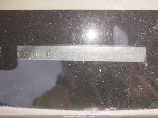 Toyota Corolla Ce Image 6