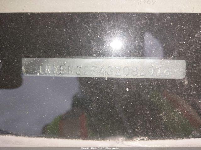 Toyota Corolla Ce Image 6