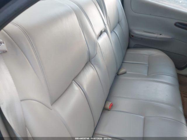 Chrysler Concorde Image 4