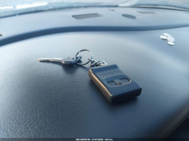 Chrysler Concorde Image 6