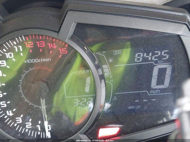 Kawasaki Ex400 Image 8