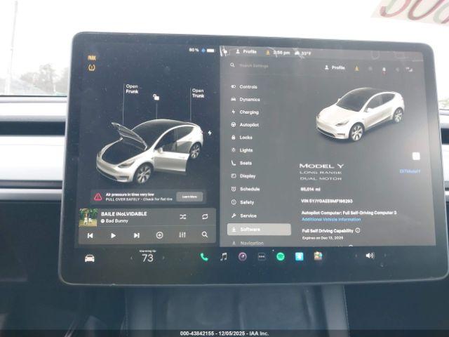 Tesla Model Y Long Range Dual Motor All-wheel Drive Image 17