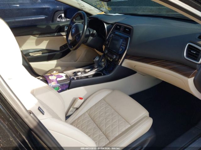 Nissan Maxima 3.5 Platinum Image 4