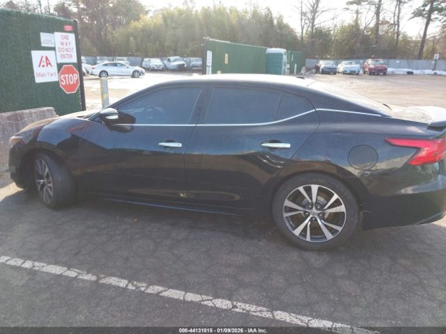 Nissan Maxima 3.5 Platinum Image 12