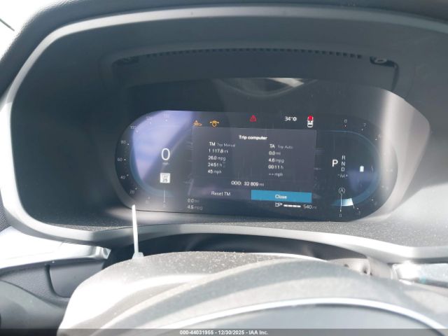 Volvo S60 B5 Core Dark Theme Image 11